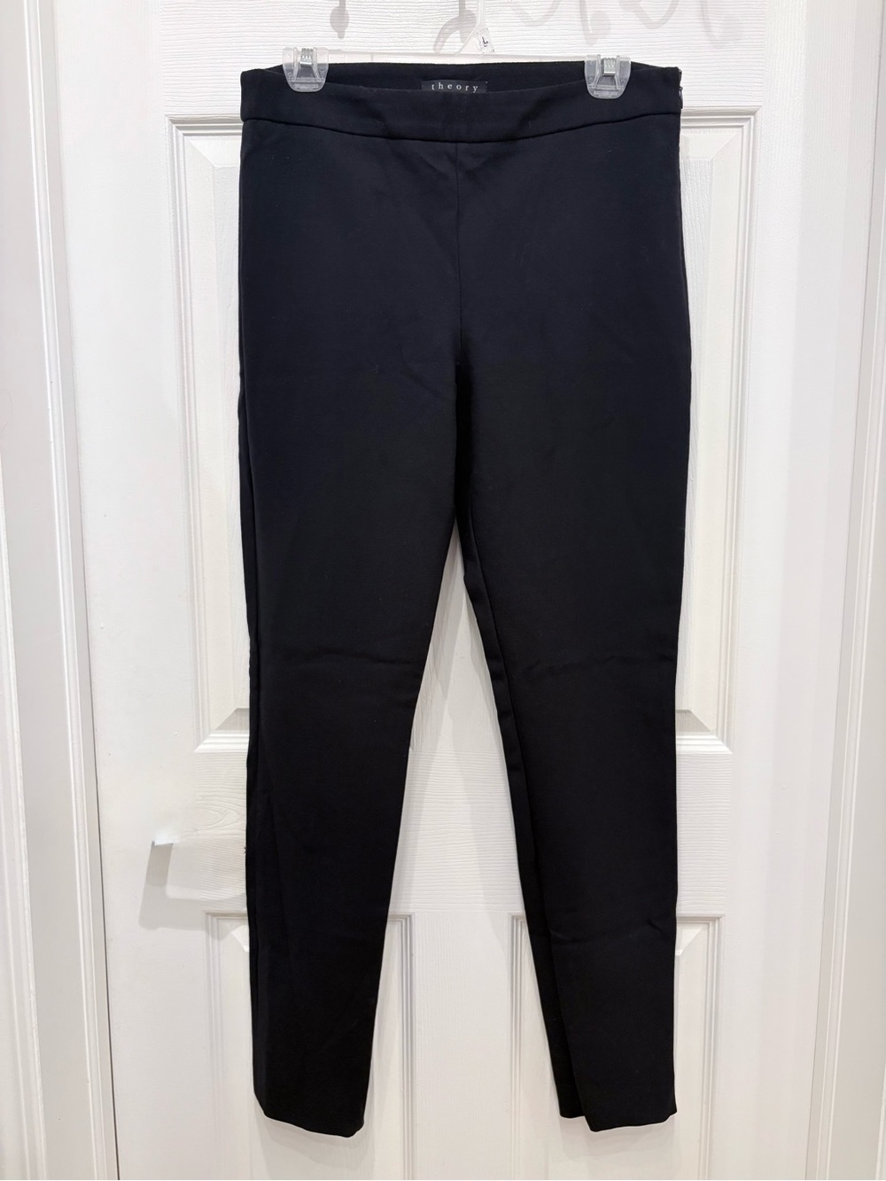 ❣️2/$15 THEORY Navy Blue Wool Pants Size 8